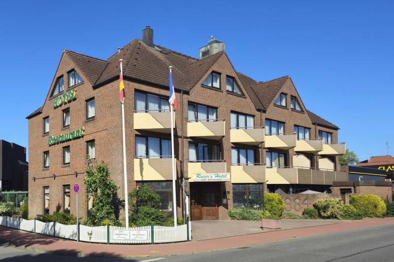 Ruser&acute;s Hotel u. Restaurant